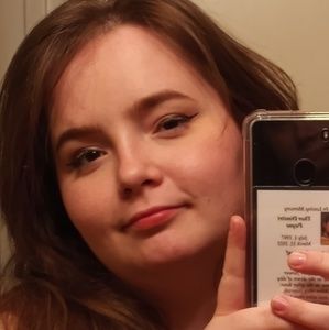 Meet your Posher, Eviepie